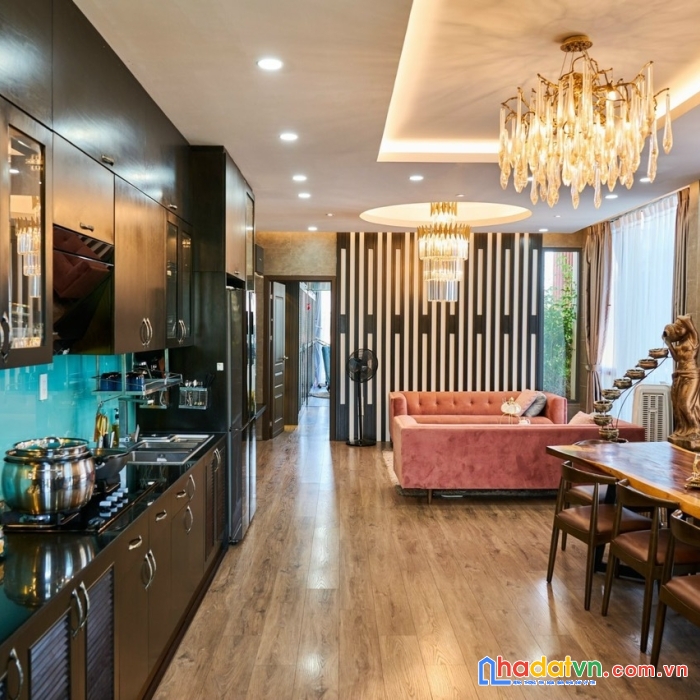 Chính chủ ký gởi bán gấp toà nhà căn góc 2 mt huỳnh tấn phát - nhà bè.