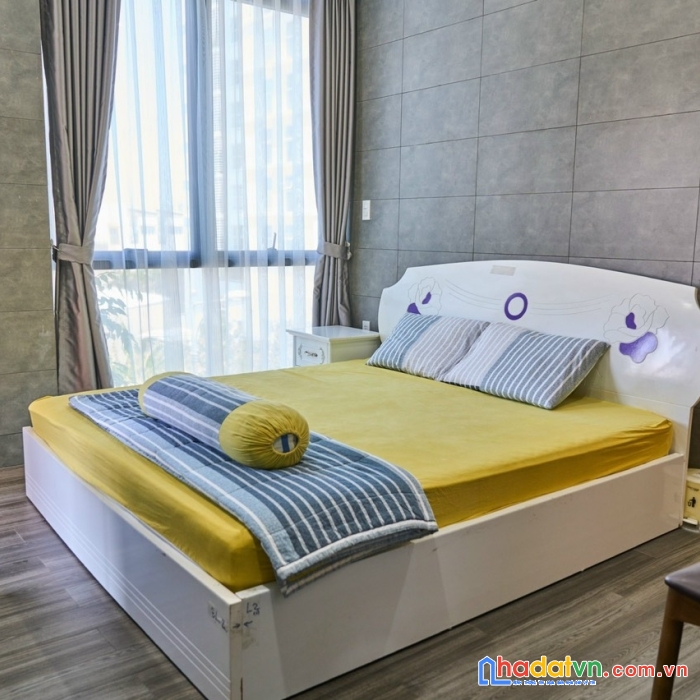 Chính chủ ký gởi bán gấp toà nhà căn góc 2 mt huỳnh tấn phát - nhà bè.