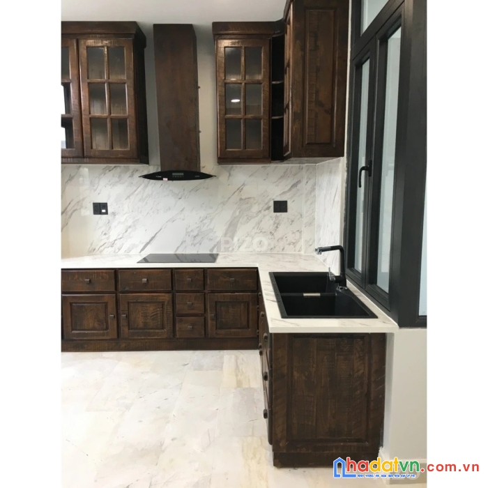 Bán gấp nhà mt đường võ thị sáu, phường tân định, quận 1