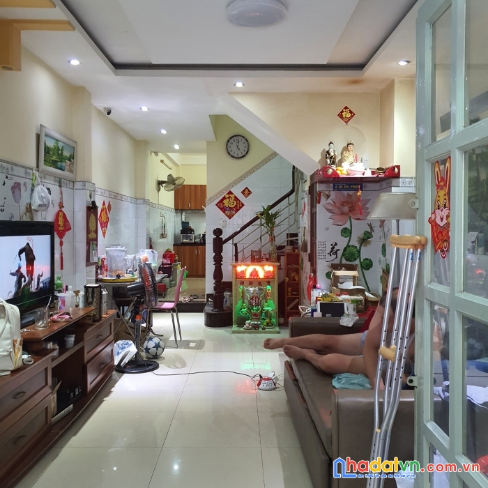 Bán nhà 50m2 hxh đường thái phiên, p2, quận 11