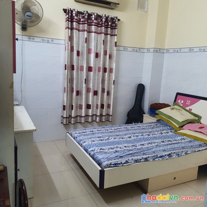 Bán nhà 50m2 hxh đường thái phiên, p2, quận 11