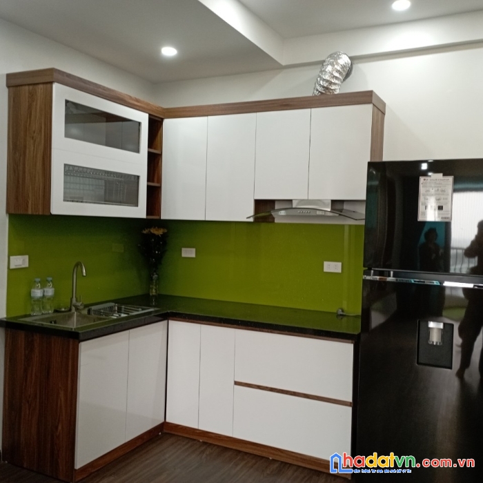Bán căn hộ 68m2 chung cư ở đền lừ, sổ đỏ chính chủ