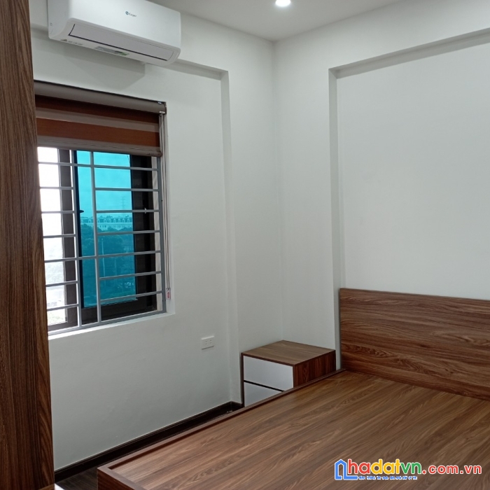 Bán căn hộ 68m2 chung cư ở đền lừ, sổ đỏ chính chủ