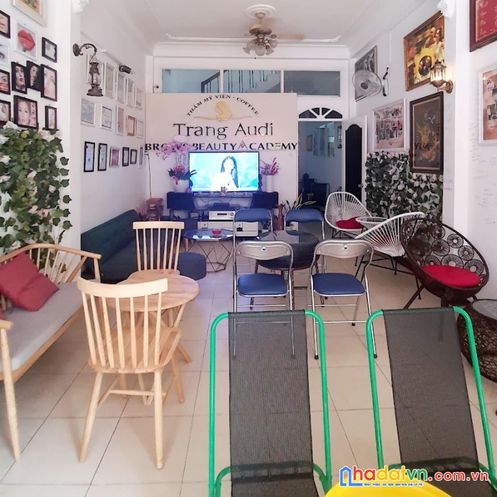 Nhà mặt tiền đường bàu cát, tân bình, 72m2, 4 tầng giá rẻ nhất khu vực.