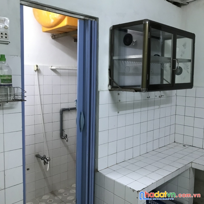 Cho thuê căn hộ lầu 1, lô 10, cư xá thanh đa, phường 27, quận bình thạnh. 3.7tr/tháng.