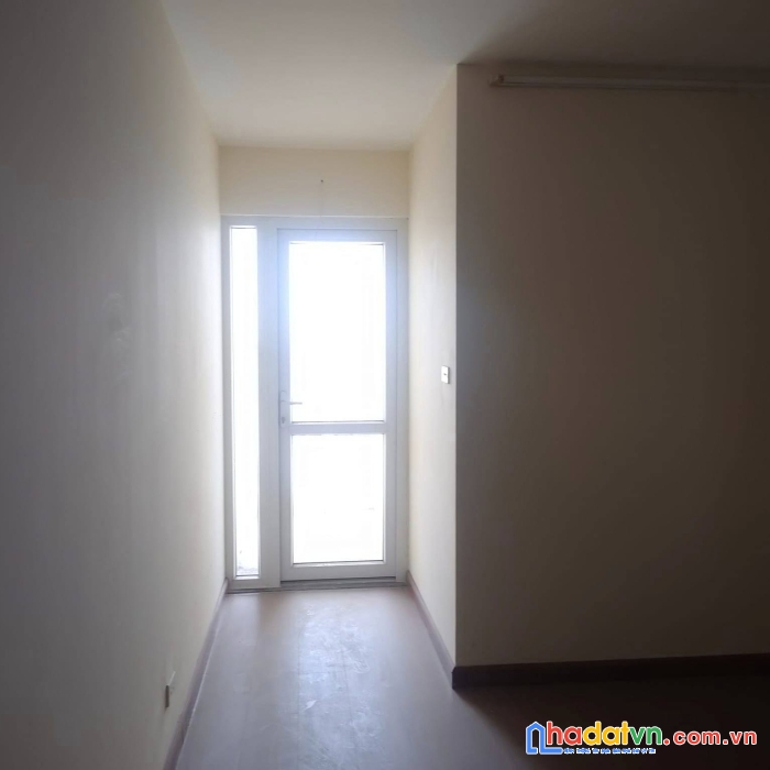 Bán chung cư thăng long tower 33 mạc thái tổ 98m2 giá bán 3ty5 lh 0394392185