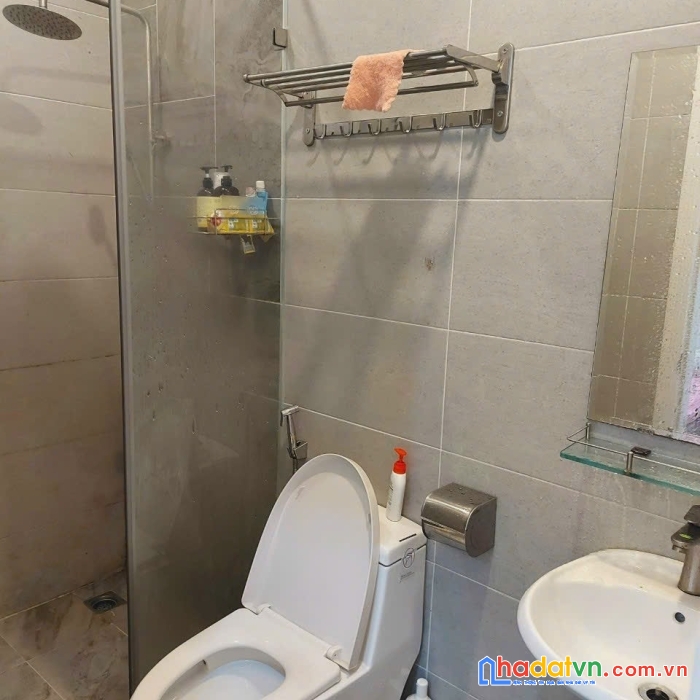 Bán lô 60m2 tặng nhà 1t 1l đúc kiên cố chỉ 4tỷ hơn xíu có tl