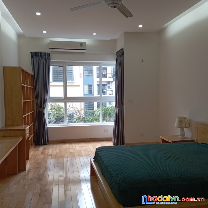 Chính chủ bán căn nhà 5 tầng ở đội cấn gần trường tiểu học hoàng diệu	
