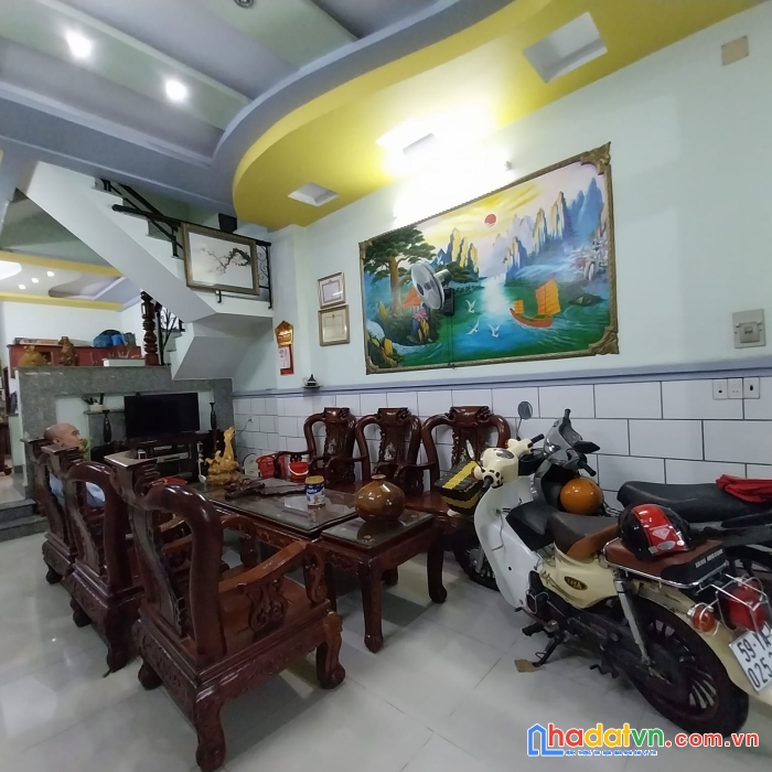 Nhà cần bán 72.3 m2 4 tầng, tân chánh hiệp q12