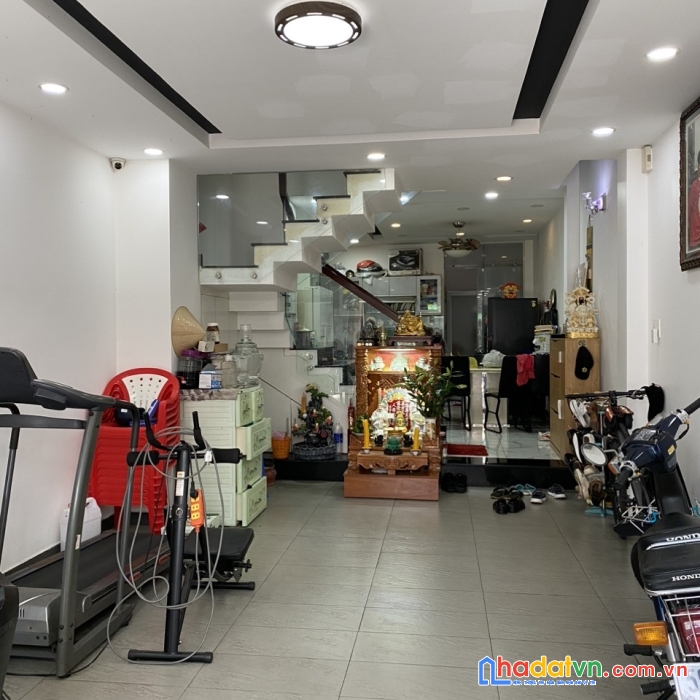 Cần bán gấp nhà mtnb bình thới, p10, quận 11