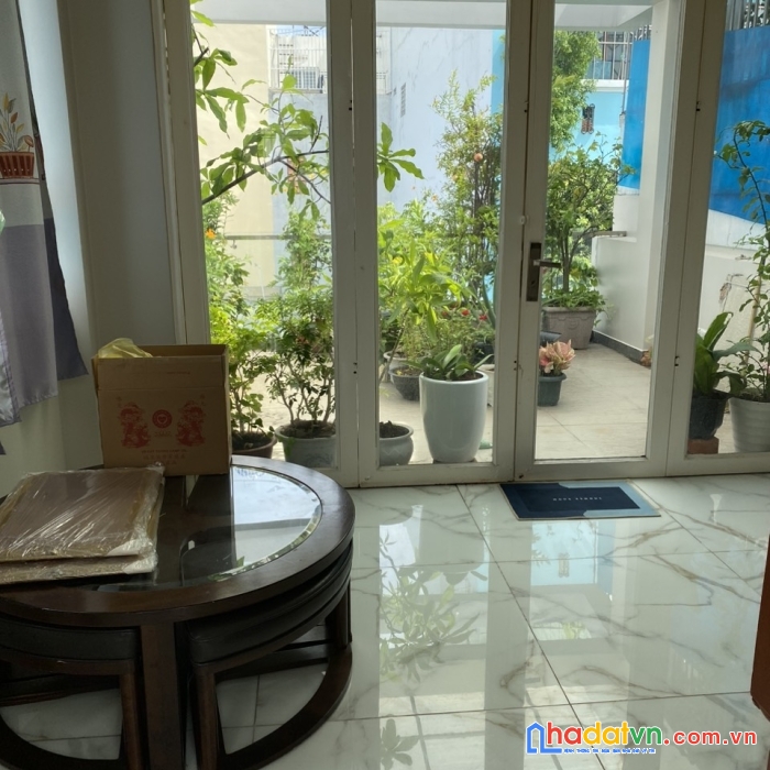 Cần bán gấp nhà mtnb bình thới, p10, quận 11