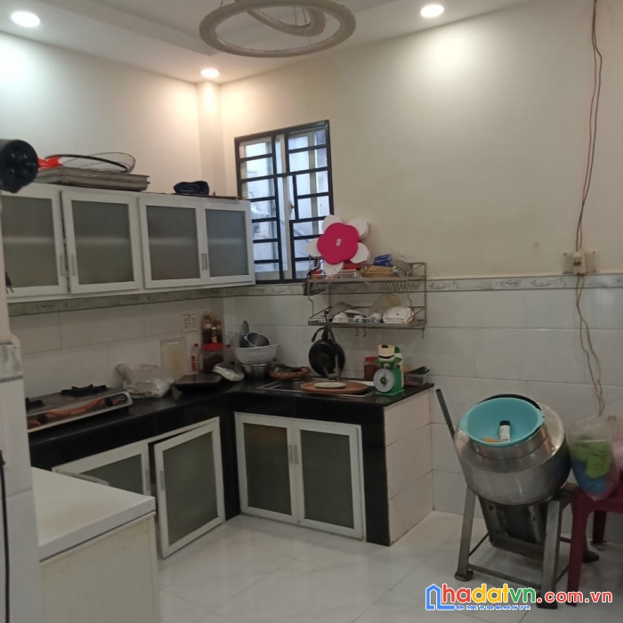 Bán nhà hxh phạm thế hiển, dtsd 75m2, 2 tầng