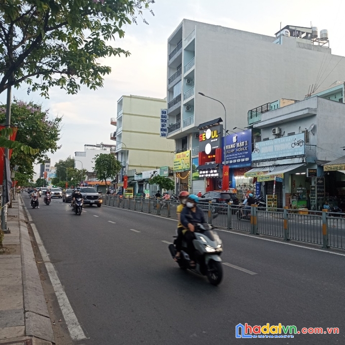 Bán gấp nhà 101m2 mtkd đường luỹ bán bích, pth, quận tân phú với 22 tỷ