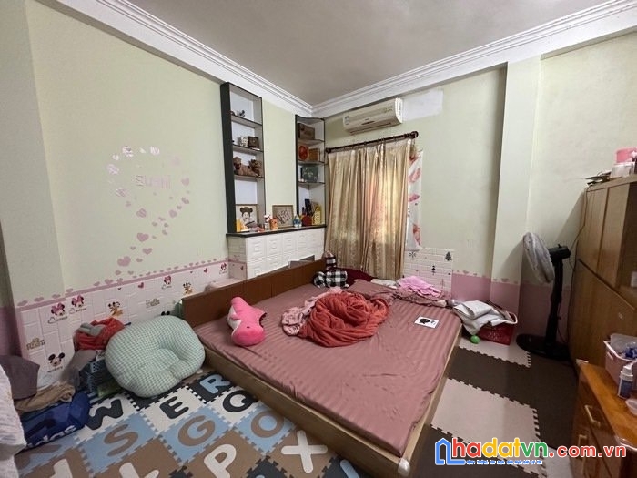 2.5 tỷ - tây hồ- sổ đỏ riêng - nhà 3 tầng 31m ở ngay- thoáng trước sau ô cửa thoáng mát.  