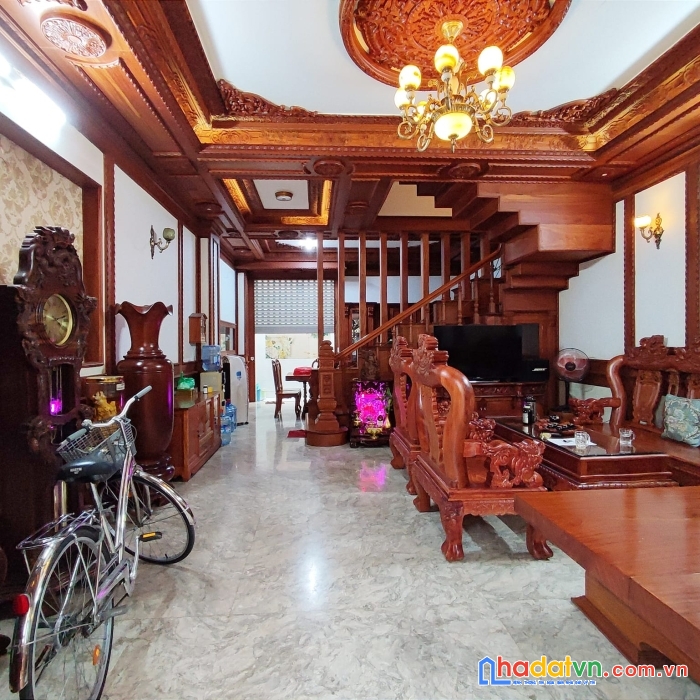 Bán nhà nội thất toàn gỗ dương thị mười 96m2 chỉ 8 tỷ 700