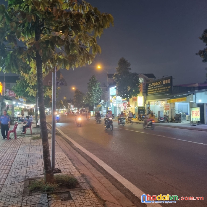 Mặt tiền kinh doanh lê thị hà - cho thuê 100