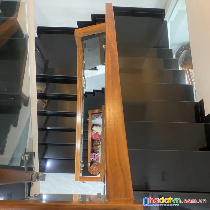 Bán nhà 1/ hxh hưng phú, dtsd 90m2, đẹp lung linh, 5,5 tỷ