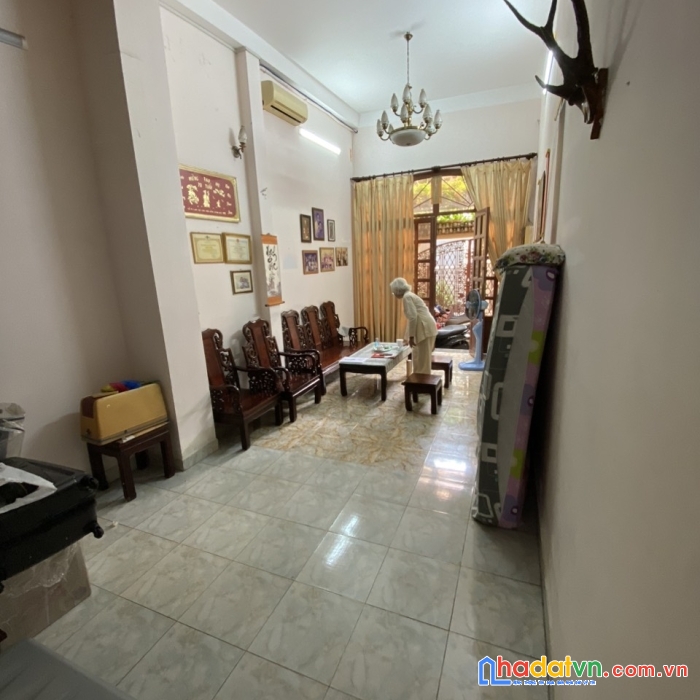 Biệt thự 1 đời chủ 2 mt hxh trước sau phan xích long, p3, phú nhuận với 25 tỷ