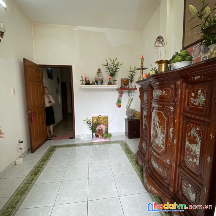 Biệt thự 1 đời chủ 2 mt hxh trước sau phan xích long, p3, phú nhuận với 25 tỷ