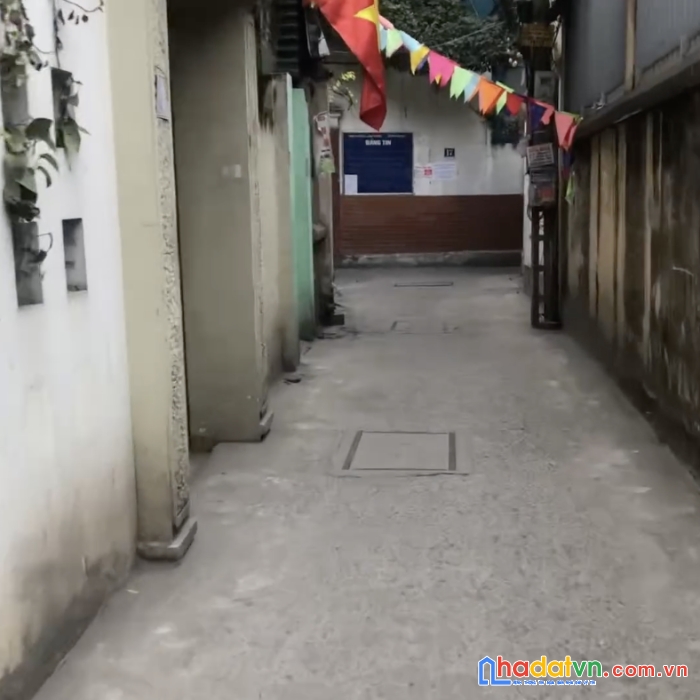Bán nhà c4 kèm đất nền 257m2 sđcc tại đường láng, đống đa, hn giá 27 tỷ.