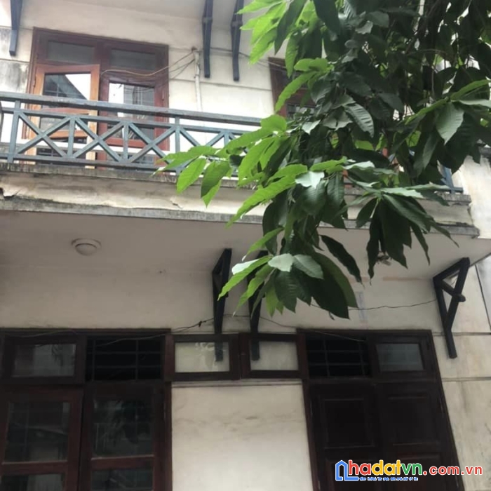 Bán nhà c4 kèm đất nền 257m2 sđcc tại đường láng, đống đa, hn giá 27 tỷ.