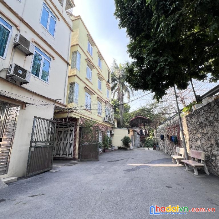 Tây hồ - nhà phân lô quân đội –4 tầng ở ngay - ô tô đỗ cửa – 3.2 tỷ 