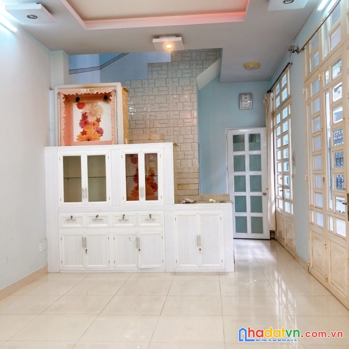 Bán gấp căn nhà 3mt chợ lớn, p11, quận 6 chỉ với 17.5 tỷ