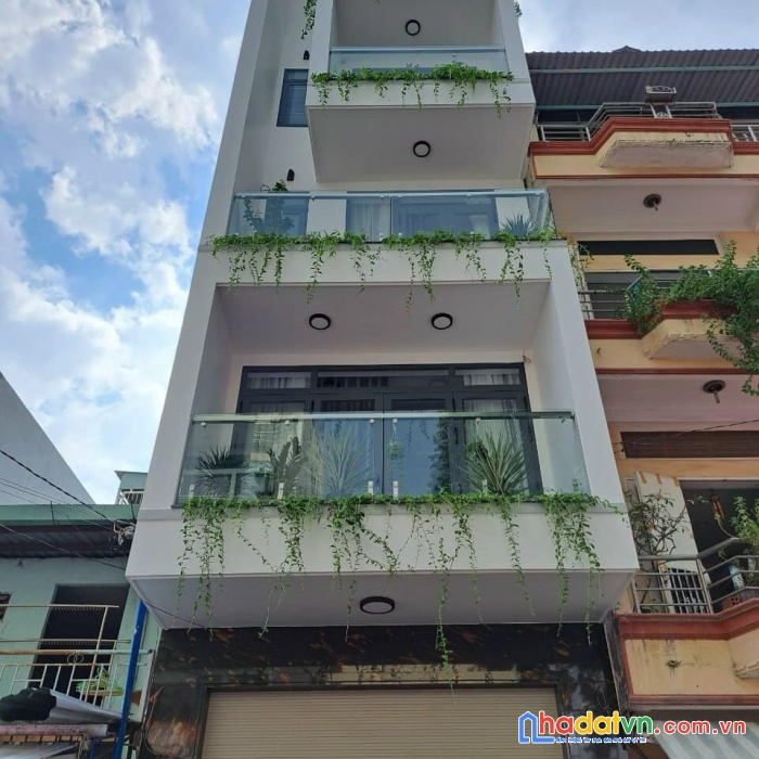 Bán nhà hxh thông hưng phú. 5 tầng, 5pn, vuông a4, mở vp cty 5.5 tỷ 0906993584