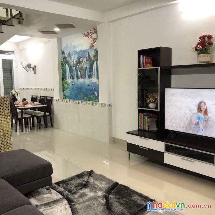 Bán nhà phạm thế hiển, 41m2, 3pn, tặng full nội thất cao cấp, 4,68 tỷ 