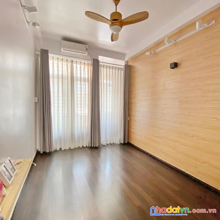 Bán nhà 80m2, dtsd 290m2, 5 tầng, 5 pn, dương bá trạc, 5,6 tỷ