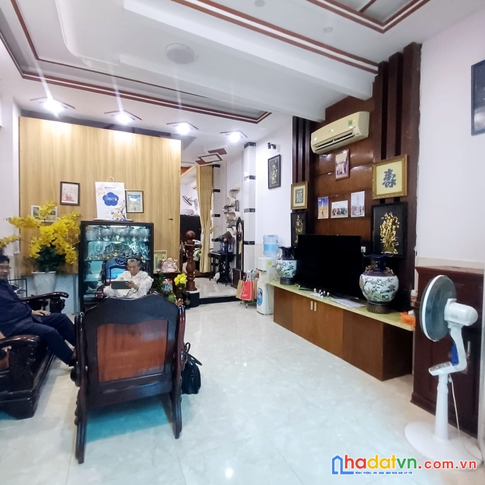 80m2 đất, xây dựng 5 tầng, 7pn, hxh âu dương lân, 9,5 tỷ 0906993584