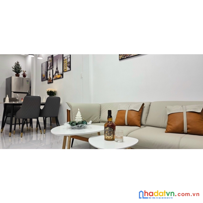 Hạ giá - bán nhà hẻm 193/ đường nguyễn cư trinh, p nguyễn cư trinh quận 1