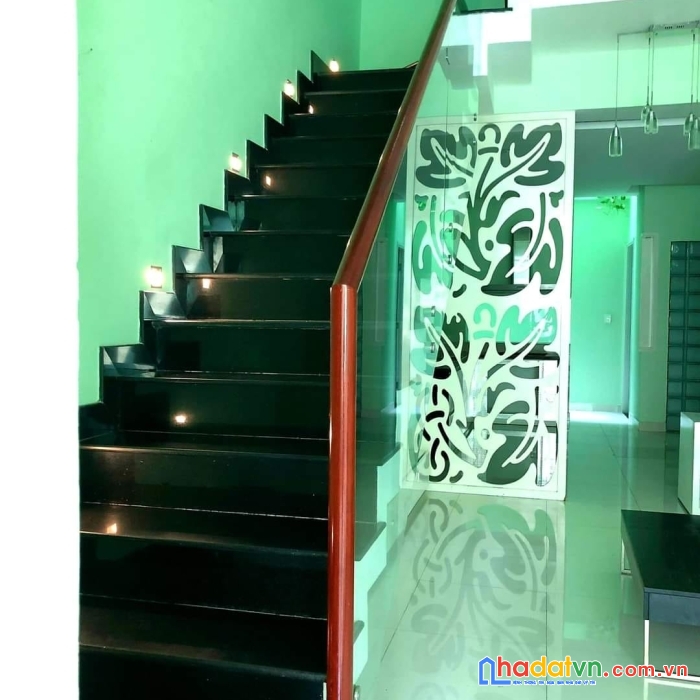 Bán nhà phạm thế hiển, hxh thông, 55m2, 3 tầng, 4pn, 5 tỷ 0906993584