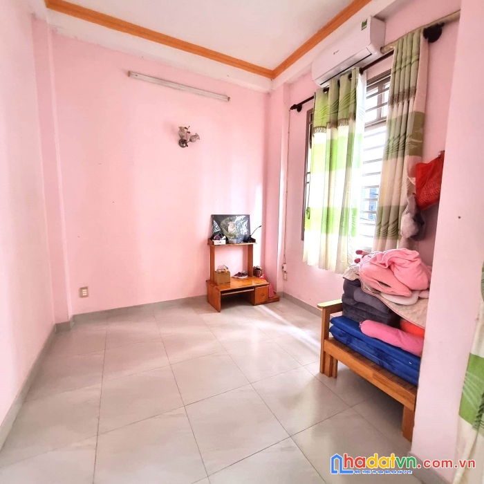 Bán nhà hxh âu dương lân, 60m2, 4mx15m, 3 tầng, 3pn, 5.5 tỷ tl