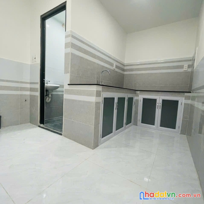 Bán nhà dương bá trạc, dtsd 36m2, shr, ko quy hoạch, 2.15 tỷ 0906993584