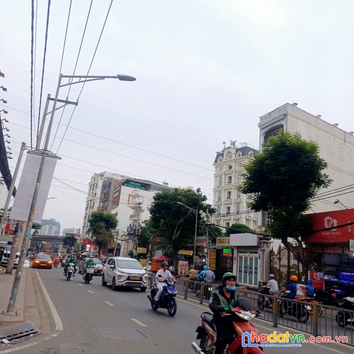 Bán nhà âu dương lân, 100m2, 4m x 25m, hxh thông, tiện xây chdv, 7,5 tỷ tl 0906993584