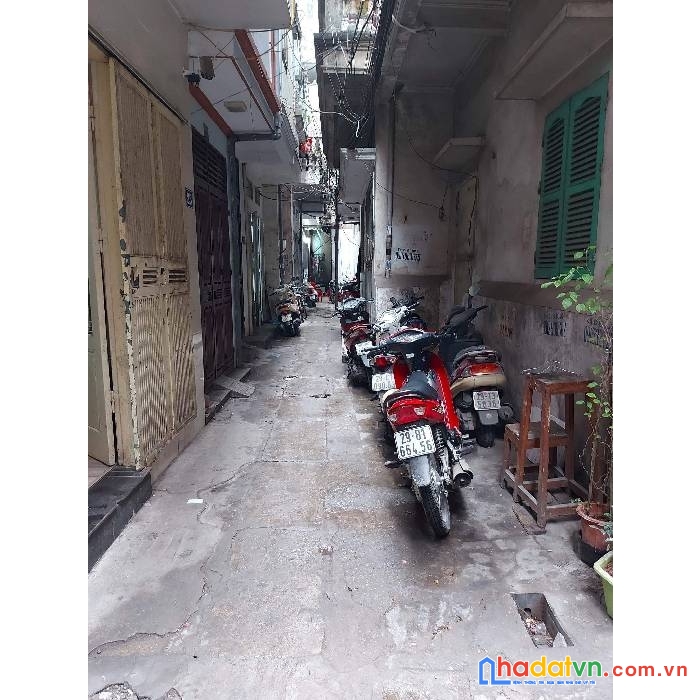 Hoàn kiếm – 4 tầng mới ở ngay- nhà 2 thoáng – ngõ rộng – sổ đỏ đẹp – 2.3 tỷ 