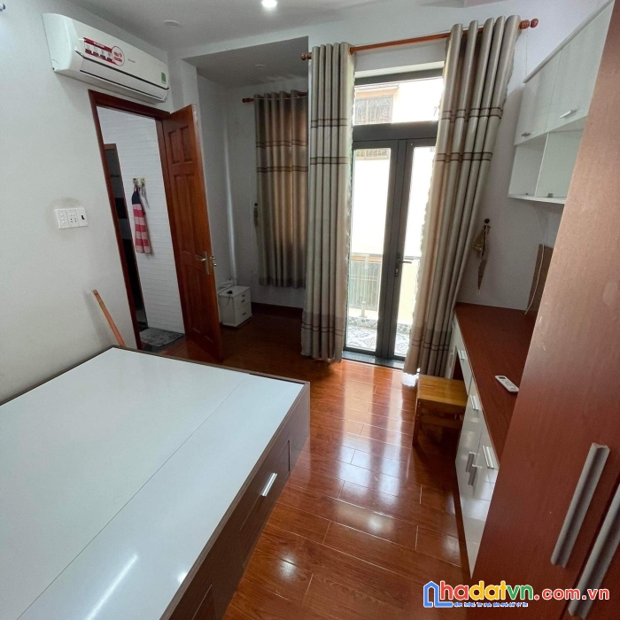 Bán gấp căn góc 2 mtnb đường thái phiên, p8, quận 11 với 7.8 tỷ