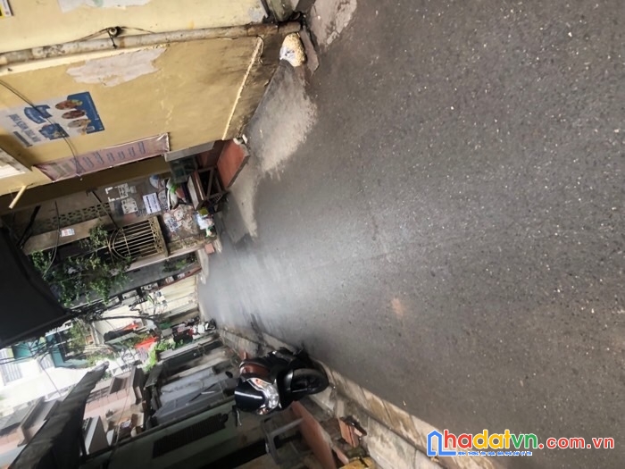 Đất hiếm – xuân diệu- mặt ngõ thông –ô tô tránh - kinh doanh -cách hồ tây 100m –5.25 tỷ 