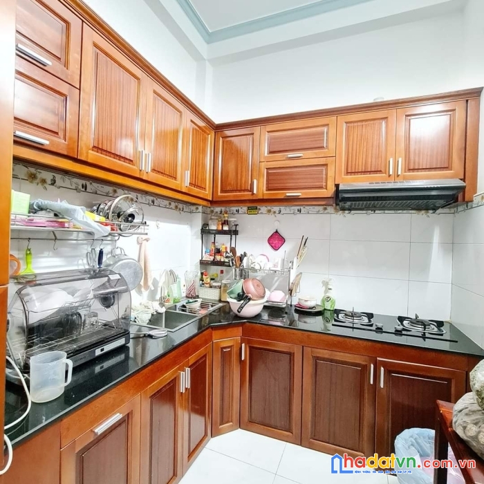 Giảm hơn 1 tỷ! mặt tiền phạm hùng, kinh doanh sầm uất 