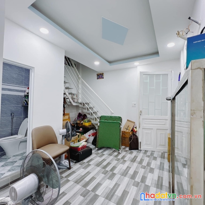 Giảm gấp 200tr! bán nhà nguyễn thị tần, dtsd 48m2, shr, vuông a4 chỉ 3.3 tỷ 