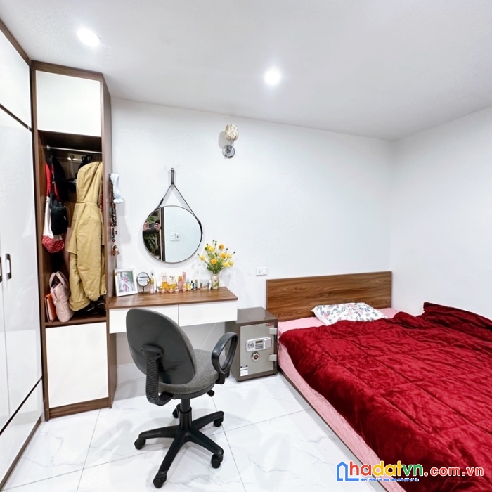 Tây hồ - lạc long quân – nhà mới 2 tầng đẹp lung linh – mặt tiền 4.25m - 2.3 tỷ 