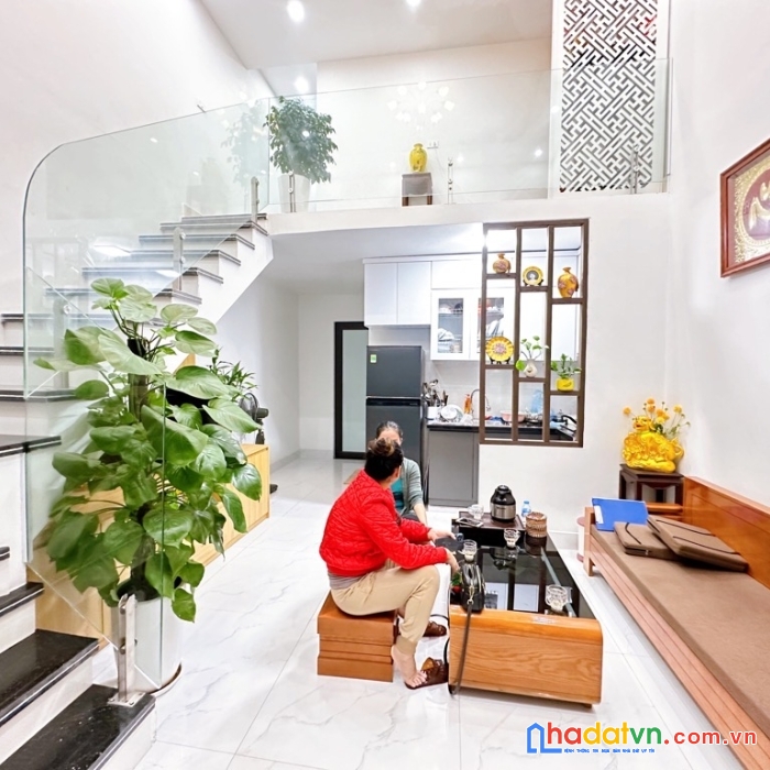 Tây hồ - lạc long quân – nhà mới 2 tầng đẹp lung linh – mặt tiền 4.25m - 2.3 tỷ 