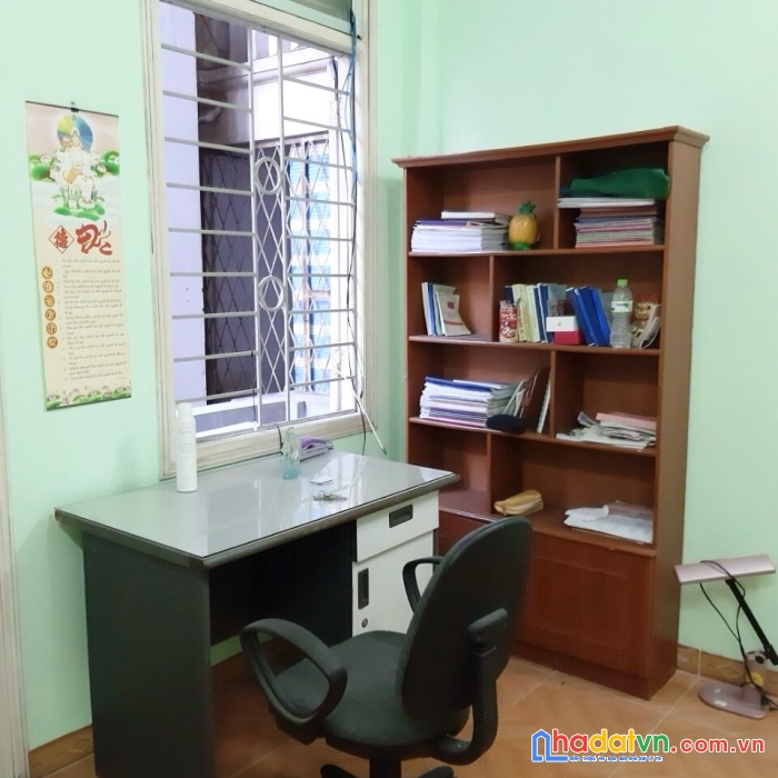 Tây hồ - ngõ 175 lạc long quân – 5 tầng cho thuê – có sân để xe – 4.75 tỷ. 