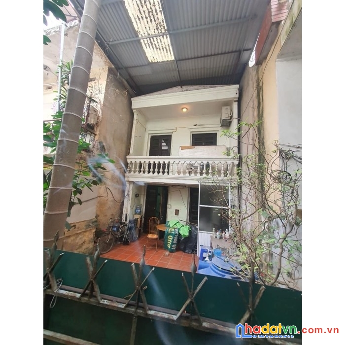Tây hồ - mặt ngõ – bán đất tặng nhà 2 tầng- sổ đỏ vuông vắn- 53m- 3.95 tỷ. 