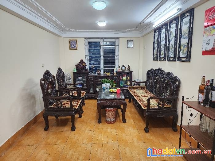 Tây hồ - lạc long quân-phân lô cán bộ- ô tô đỗ cửa –2 mặt thoáng sáng- 3.85tỷ. 