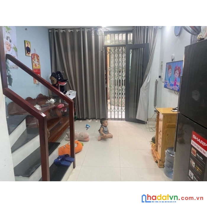 Mặt tiền kinh doanh gần chợ bàu cát, có vỉa hè, 84m2 ngang 4.3m, nở hậu tài lộc giá chào 13 tỷ.