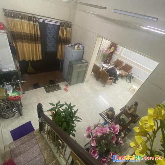 Bán nhà phố kim ngưu, hai bà trưng 45m, 3 tầng. giá: 5.3 tỷ