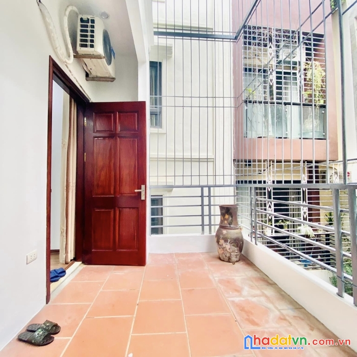 Bán nhà phố lê thanh nghị, hai bà trưng 50m, 4 tấng. giá: 5.95 tỷ