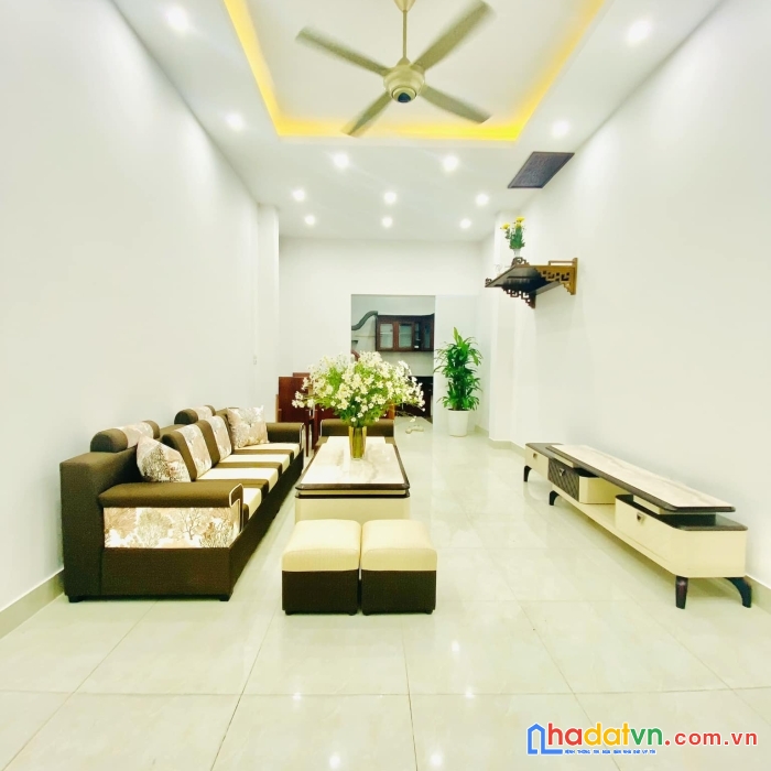 Bán nhà phố lê thanh nghị, hai bà trưng 50m, 4 tấng. giá: 5.95 tỷ